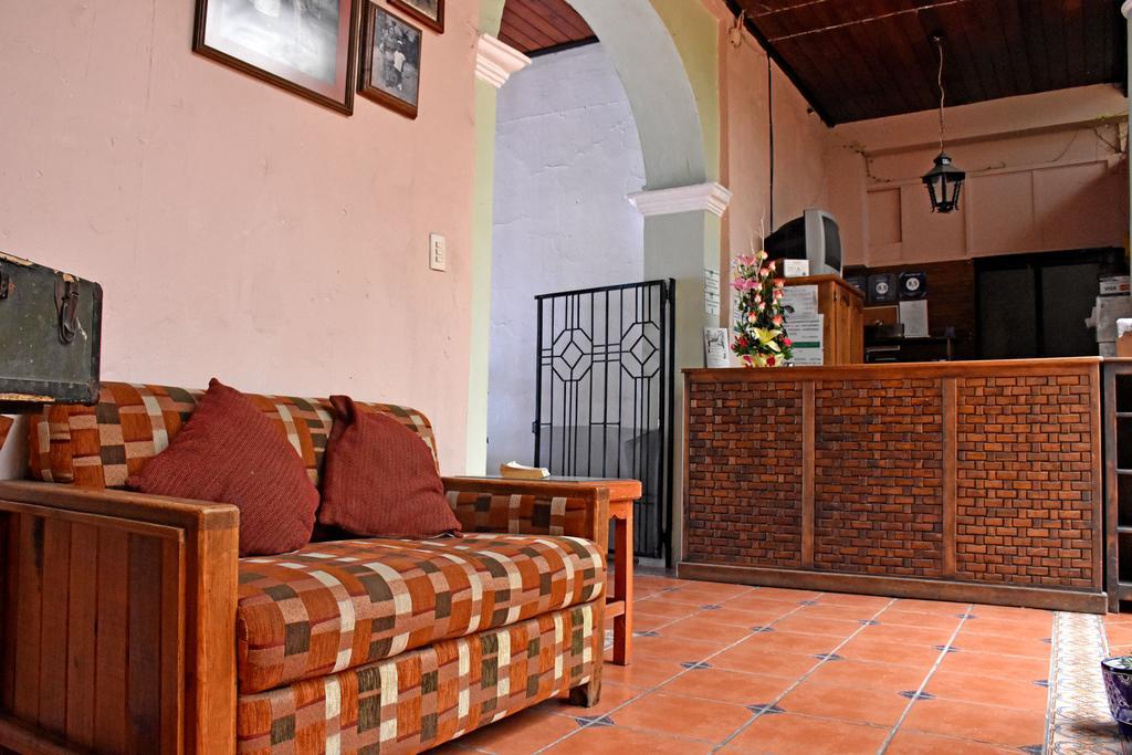 Hotel San Luis San Cristóbal de Las Casas Exteriör bild
